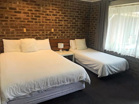 Lake Albert Motel - Accommodation in Surfers Paradise 26