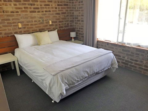 Lake Albert Motel - Accommodation in Surfers Paradise 38