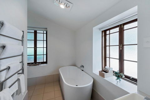 Jacobs Estate Cottage - Accommodation in Surfers Paradise 6
