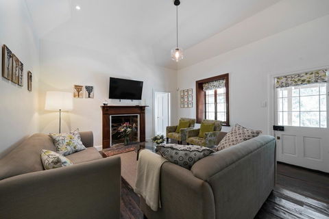 Jacobs Estate Cottage - Accommodation in Surfers Paradise 4
