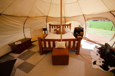 Bukirk Glamping & Fancy Coops - Accommodation in Surfers Paradise 1