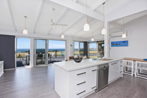 Sorrento - Aldinga Beach - Accommodation in Surfers Paradise 13