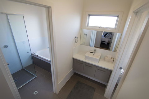 Villa Serra - Accommodation in Surfers Paradise 10