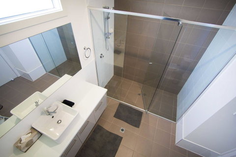 Villa Serra - Accommodation in Surfers Paradise 7