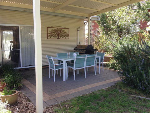 Jack\'s House B&B Clare - Accommodation in Surfers Paradise 5