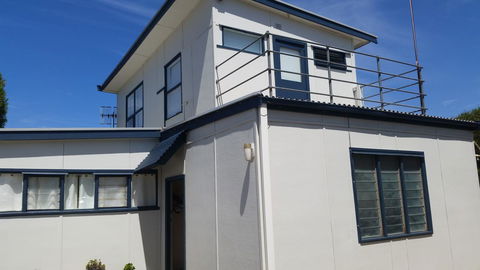 The Sandland Shack - Accommodation in Surfers Paradise 3