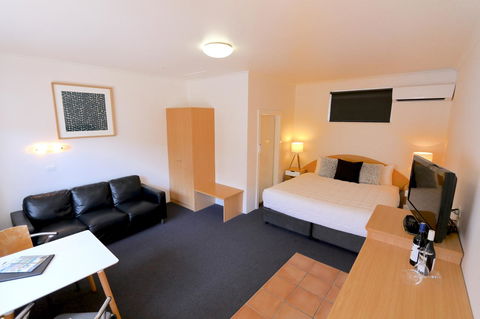 Harbour View Motel - Accommodation in Surfers Paradise 40
