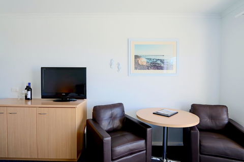 Harbour View Motel - Accommodation in Surfers Paradise 5
