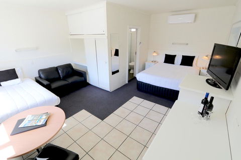 Harbour View Motel - Accommodation in Surfers Paradise 41
