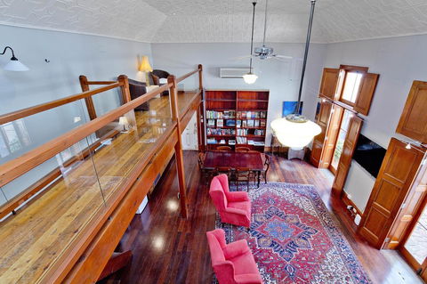 Druids Hall - Accommodation in Surfers Paradise 0