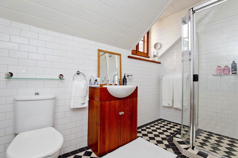 Druids Hall - Accommodation in Surfers Paradise 8