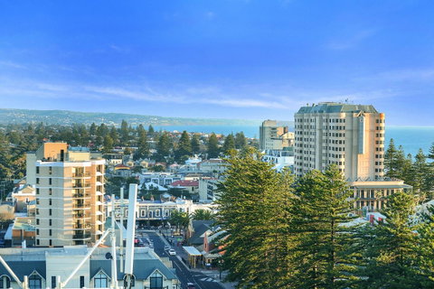 Glenelg Skyline Penthouse - Accommodation in Surfers Paradise 38