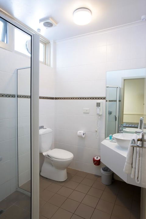 The Commodore - Accommodation in Surfers Paradise 28