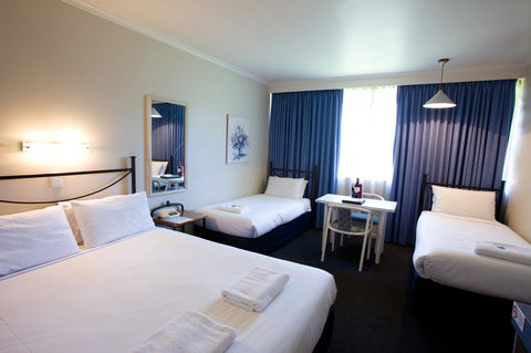The Commodore - Accommodation in Surfers Paradise 26