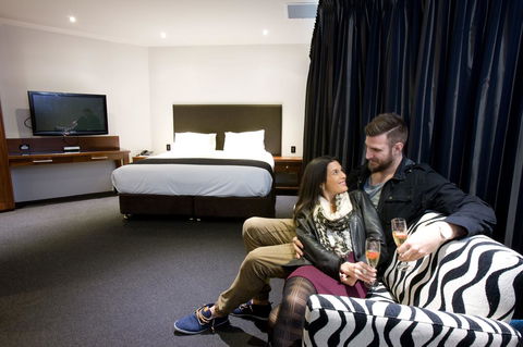 The Commodore - Accommodation in Surfers Paradise 37
