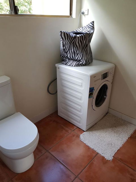 Sinclair Cottage - Accommodation in Surfers Paradise 17