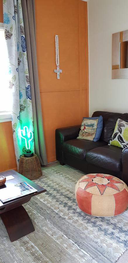Sinclair Cottage - Accommodation in Surfers Paradise 12
