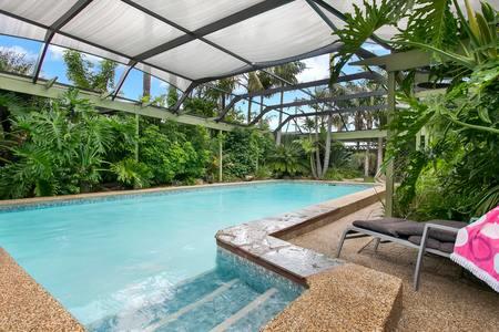 The Palms - Accommodation in Surfers Paradise 1