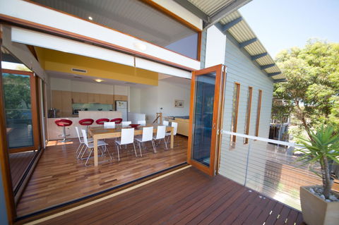 South Shores Villa 31 - South Shores Normanville - Accommodation in Surfers Paradise 0
