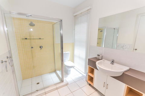 South Shores Villa 31 - South Shores Normanville - Accommodation in Surfers Paradise 12