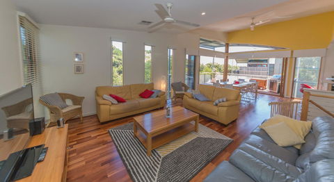 South Shores Villa 31 - South Shores Normanville - Accommodation in Surfers Paradise 10