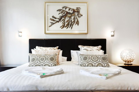 Esplanade Escape - Accommodation in Surfers Paradise 2