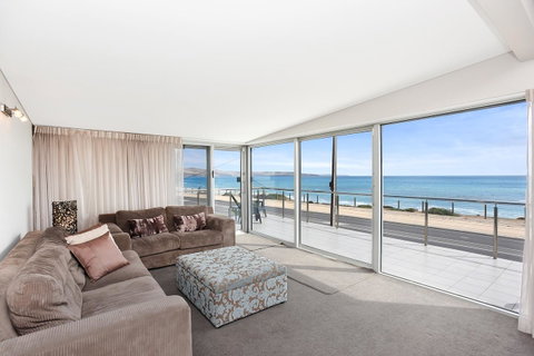 Esplanade Escape - Accommodation in Surfers Paradise 18