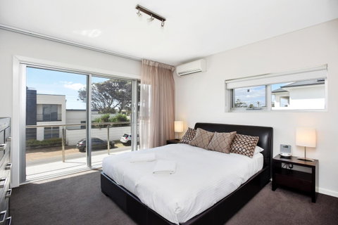 Esplanade Escape - Accommodation in Surfers Paradise 14