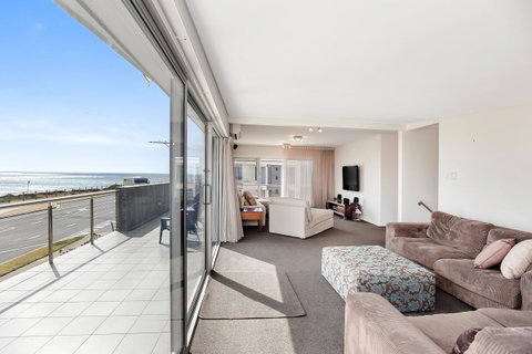 Esplanade Escape - Accommodation in Surfers Paradise 28