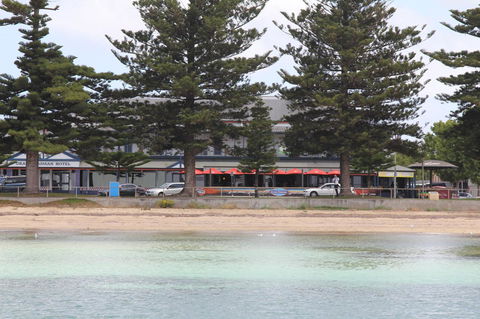 Grand Tasman Hotel - Accommodation in Surfers Paradise 35
