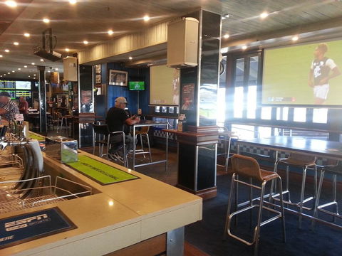 Grand Tasman Hotel - Accommodation in Surfers Paradise 6