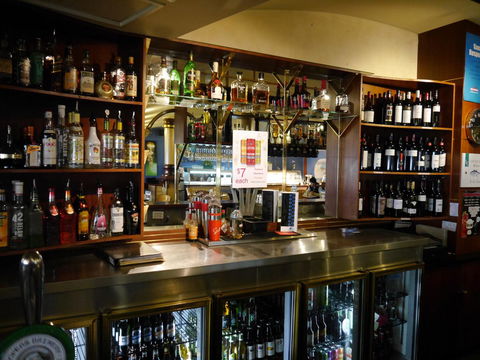 Grand Tasman Hotel - Accommodation in Surfers Paradise 9