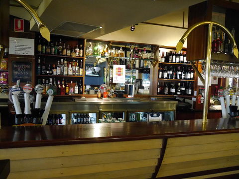 Grand Tasman Hotel - Accommodation in Surfers Paradise 10