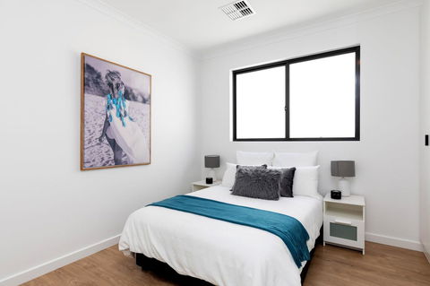 Brand New Affordable Luxury 3 Bedroom 3 Bathrooms House Close To Adelaide City, Chinatown, Beach, Adelaide Airport - Accommodation in Surfers Paradise 11