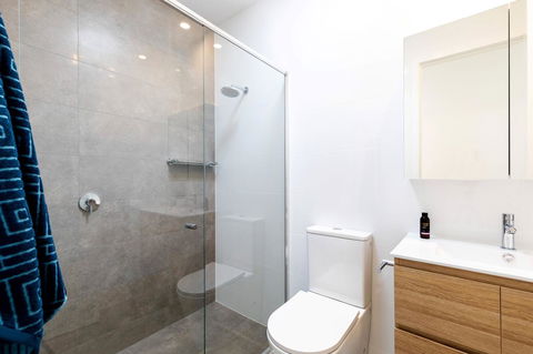 Brand New Affordable Luxury 3 Bedroom 3 Bathrooms House Close To Adelaide City, Chinatown, Beach, Adelaide Airport - Accommodation in Surfers Paradise 9