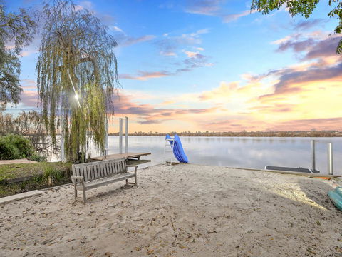 Muse On The Murray - Accommodation in Surfers Paradise 5
