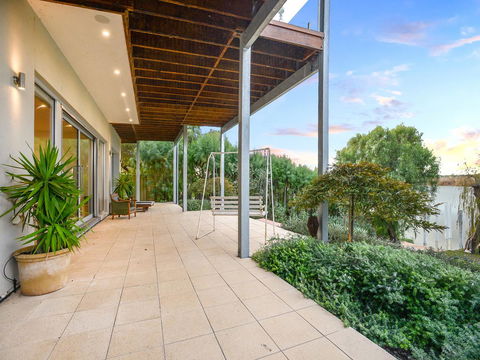 Muse On The Murray - Accommodation in Surfers Paradise 31