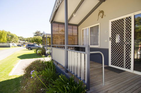 Lakeside Tourist Park - Accommodation in Surfers Paradise 11
