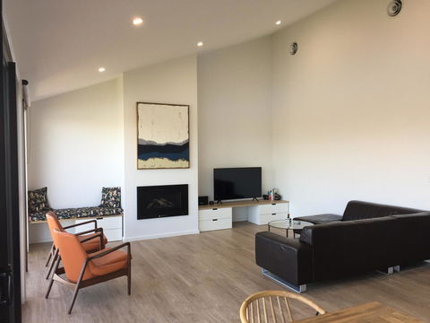 Casa Carrera - Accommodation in Surfers Paradise 8