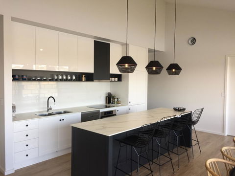 Casa Carrera - Accommodation in Surfers Paradise 3