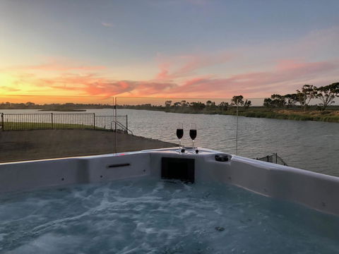 Casa Carrera - Accommodation in Surfers Paradise 17