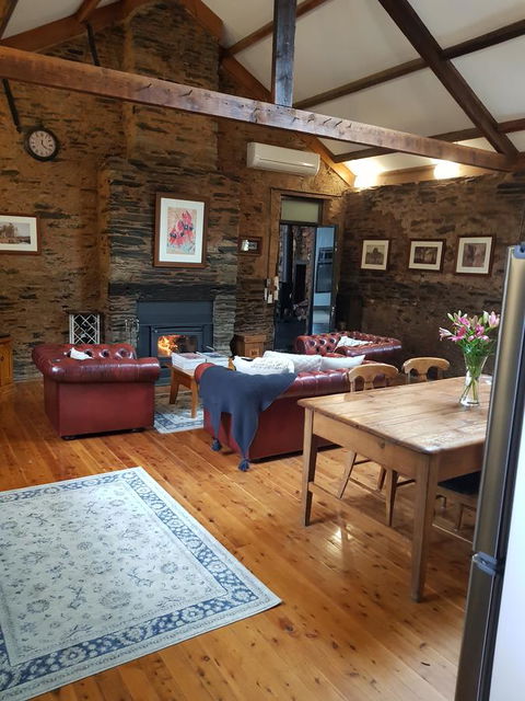 William Hunt's Retreat - Cypress Studio - Accommodation in Surfers Paradise 9