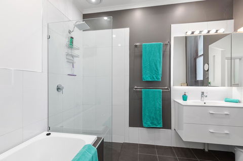 Cloisters Of Kalangadoo - Accommodation in Surfers Paradise 10