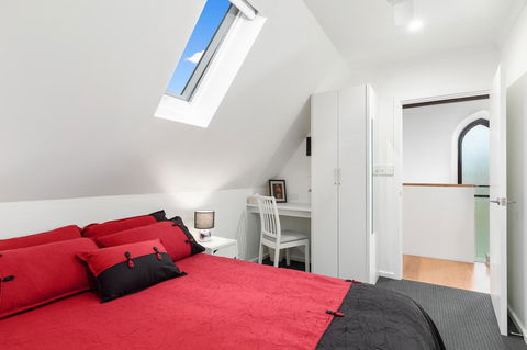 Cloisters Of Kalangadoo - Accommodation in Surfers Paradise 9