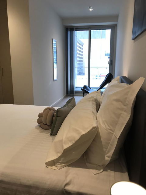 Ther-Rich 2Brm CBD Apartment - Accommodation in Surfers Paradise 36