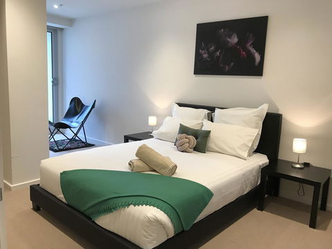 Ther-Rich 2Brm CBD Apartment - Accommodation in Surfers Paradise 44