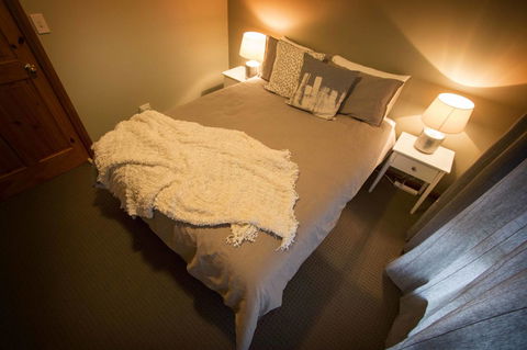 Limestone Ridge - Accommodation in Surfers Paradise 11