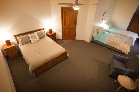 Limestone Ridge - Accommodation in Surfers Paradise 9