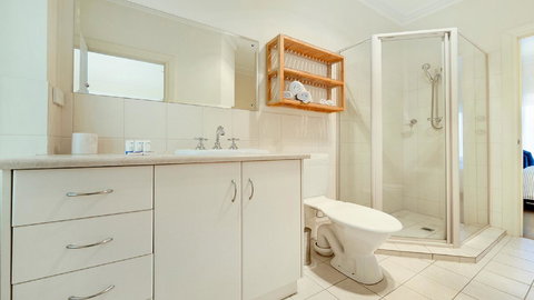 GOUGER 265 - Accommodation in Surfers Paradise 20