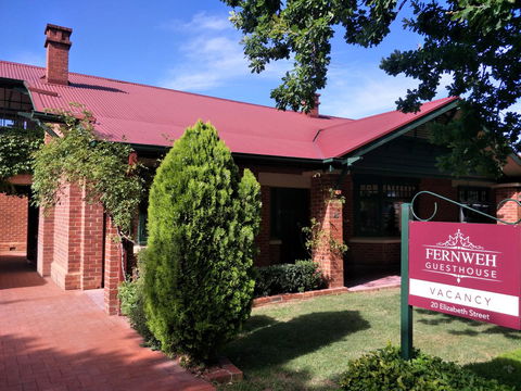 Fernweh Guesthouse - Accommodation in Surfers Paradise 14
